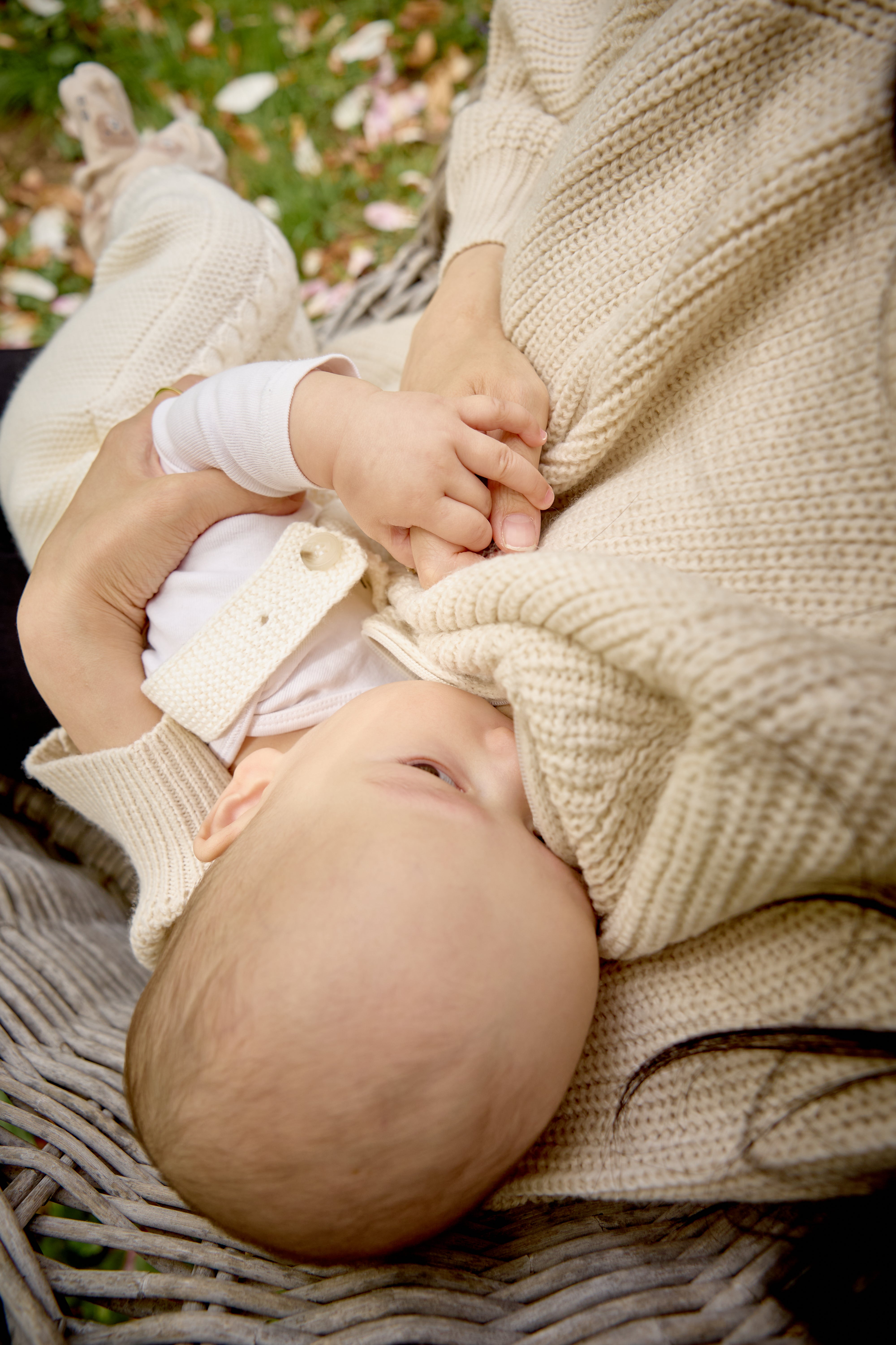 Stillpullover: Motherhood Knit Sweater