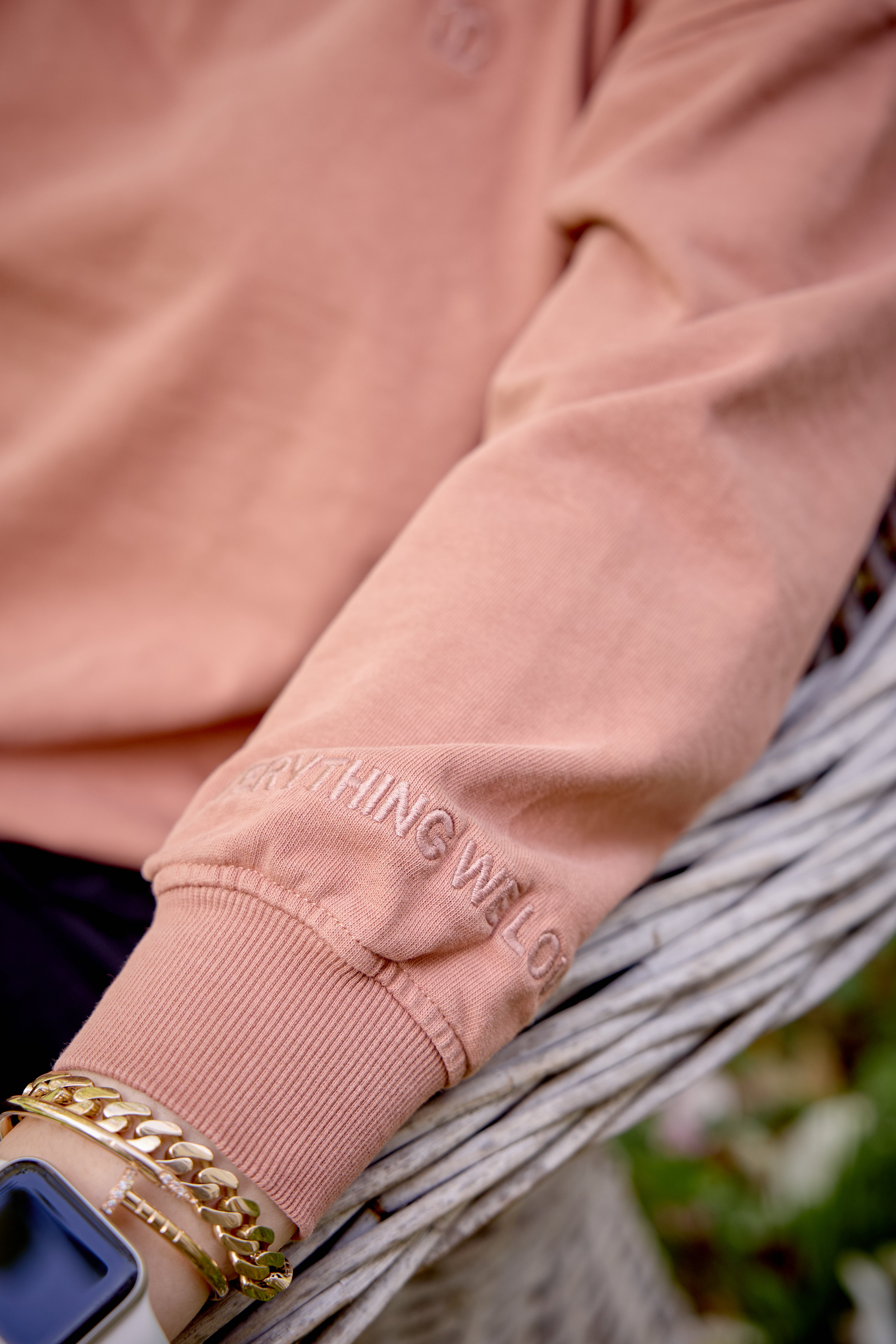 Unisex Essentials: Sweater Everyday